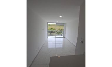 VENDO APARTAMENTO CERCA A UNICENTRO