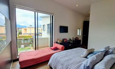 SE ARRIENDA CASA EN CAJICA VEREDA CANELON