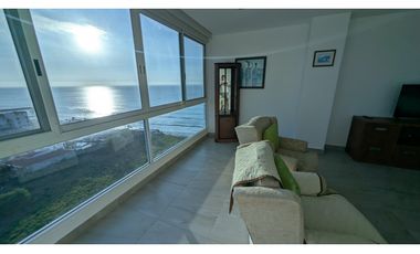 En renta departamento con vista al mar en Manta