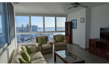 En renta departamento con vista al mar en Manta
