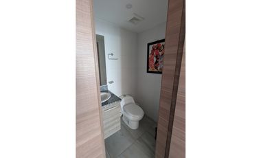 En renta departamento con vista al mar en Manta