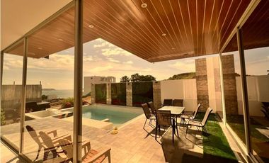 En venta hermosa casa vista al mar Ciudad del mar