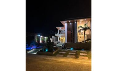 En venta hermosa casa vista al mar Ciudad del mar