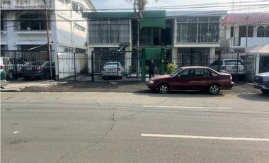 VENTA DE DEPARTAMENTO EN AV. VICENTE TRUJILLO SUR DE GUAYQUIL