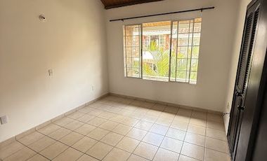 CASA CONJUNTO VISTA CAMPESTRE APARTAMENTO EN VENTA  3 HABITACIONES + SERVICIO CASA DE DOS NIVELES MAS ALTILLO   190m2 FLORIDABLANCA  AT