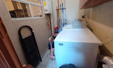 Casa en condominio en Paseos del Bosque, 3 recámaras y 2 estacionamientos