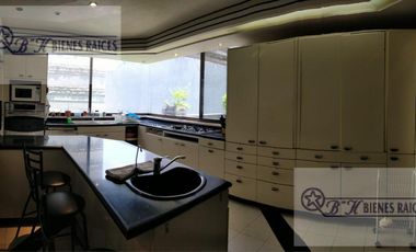 Casa en Renta, Tecamachalco Amueblada, Amplia y a un Paso de las Lomas