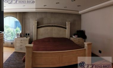 Casa en Renta, Tecamachalco Amueblada, Amplia y a un Paso de las Lomas