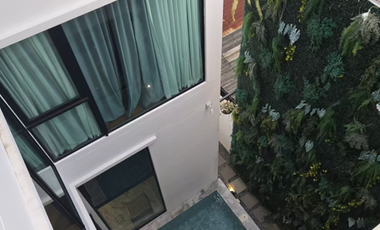 4 Bedroom Villa for sale in Phra Khanong Nuea, Bangkok