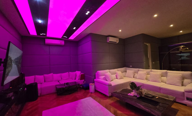 4 Bedroom Villa for sale in Phra Khanong Nuea, Bangkok