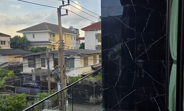 4 Bedroom Villa for sale in Phra Khanong Nuea, Bangkok