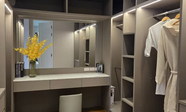 4 Bedroom Villa for sale in Phra Khanong Nuea, Bangkok