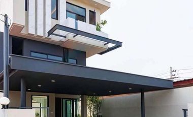 3 Bedroom House for sale in San Phisuea, Chiang Mai