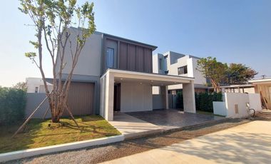 4 Bedroom Villa for sale at HyLuxe Maerim