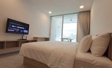 Studio Condo with Sea View and Beach Access