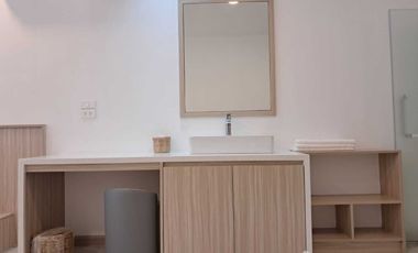 Studio Condo with Sea View and Beach Access