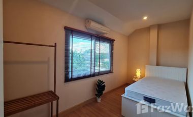 Lanna style pool villa with garden