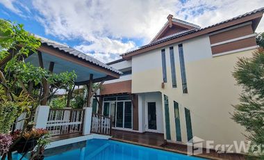 Lanna style pool villa with garden
