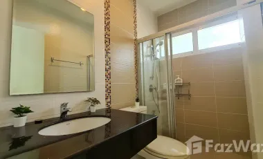Lanna style pool villa with garden