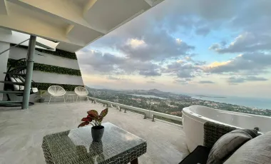Newly Renovated, 2 Bedrooms Pool Villa with Sea View