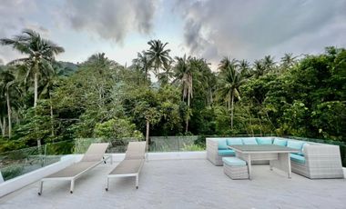 Newly Renovated, 2 Bedrooms Pool Villa with Sea View