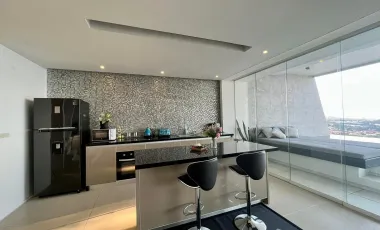 Newly Renovated, 2 Bedrooms Pool Villa with Sea View