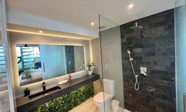 Newly Renovated, 2 Bedrooms Pool Villa with Sea View