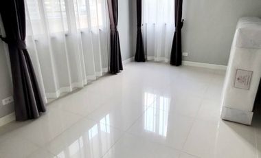 Investment Opportunity! House for Sale with Tenant – High Re