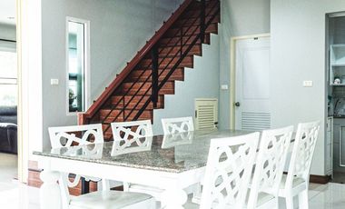 House for rent 4 beds 5 baths 6 parking lots in Sankamphang