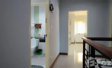 House for rent 4 beds 5 baths 6 parking lots in Sankamphang