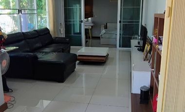 House for rent 4 beds 5 baths 6 parking lots in Sankamphang