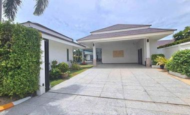 Spacious 5-Bedroom Villa for rent at Palm Villas, Cha-am