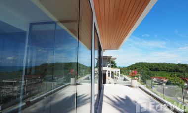 Spacious 4 Bedroom Seaview Villa