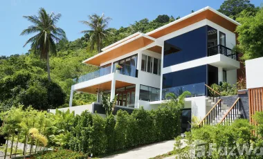 Spacious 4 Bedroom Seaview Villa