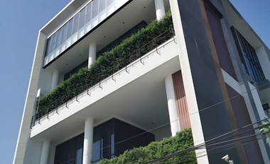 12 Bedroom Villa for sale in Hua Mak, Bangkok