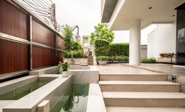 12 Bedroom Villa for sale in Hua Mak, Bangkok