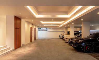 12 Bedroom Villa for sale in Hua Mak, Bangkok