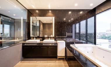 12 Bedroom Villa for sale in Hua Mak, Bangkok