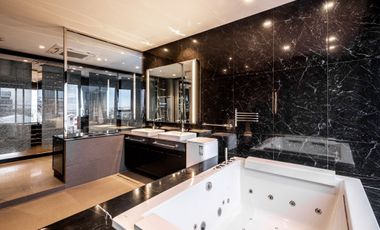 12 Bedroom Villa for sale in Hua Mak, Bangkok