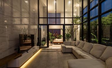 12 Bedroom Villa for sale in Hua Mak, Bangkok