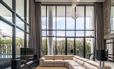 12 Bedroom Villa for sale in Hua Mak, Bangkok