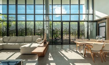 12 Bedroom Villa for sale in Hua Mak, Bangkok