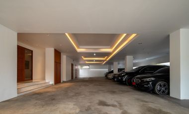 12 Bedroom Villa for sale in Hua Mak, Bangkok