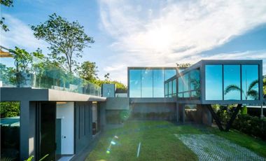 Live Luxuriously at Villa Obsidian: Bo Phut's Finest!