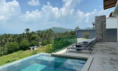 Resonant Villa: MA Seaview Exclusive, 300 SqM w/ 3 Beds