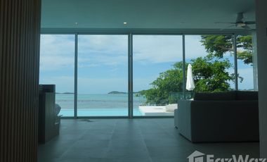 Beachfront Pool Villas