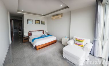 4 Bedroom Condo for rent at The Bay Condominium