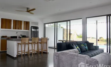 3 Bedroom Villa for sale in Bo Phut, Surat Thani