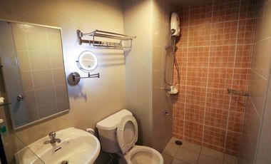 2 Bedroom Condo for sale at Lumpini Seaview Cha-Am