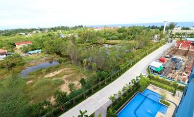 2 Bedroom Condo for sale at Lumpini Seaview Cha-Am